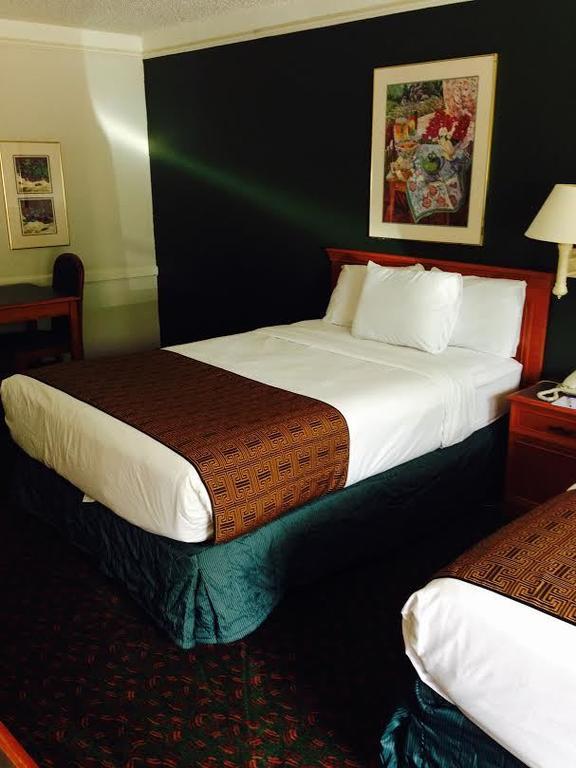 Motel Baymont By Wyndham Longview Esterno foto