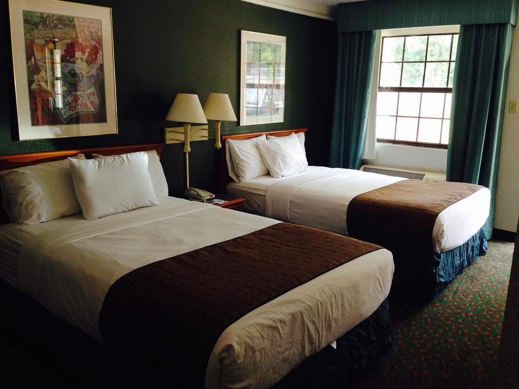 Motel Baymont By Wyndham Longview Esterno foto