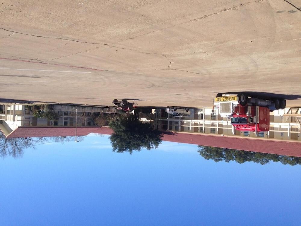 Motel Baymont By Wyndham Longview Esterno foto